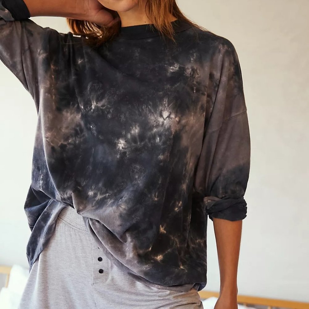 Be Free Charcoal Grey Tie-Dye Oversized Long Sleeve Tee, size S